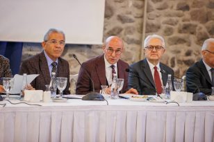 “Deniz taşkını mağduru esnafımıza bu ay içinde ödeme yapacağız”