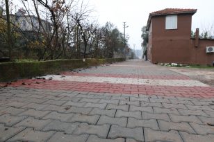 Kuyucak Kilit Parke İle Döşendi